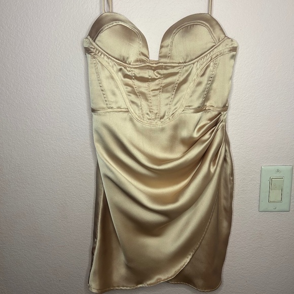 Zara Dresses & Skirts - Zara Dress